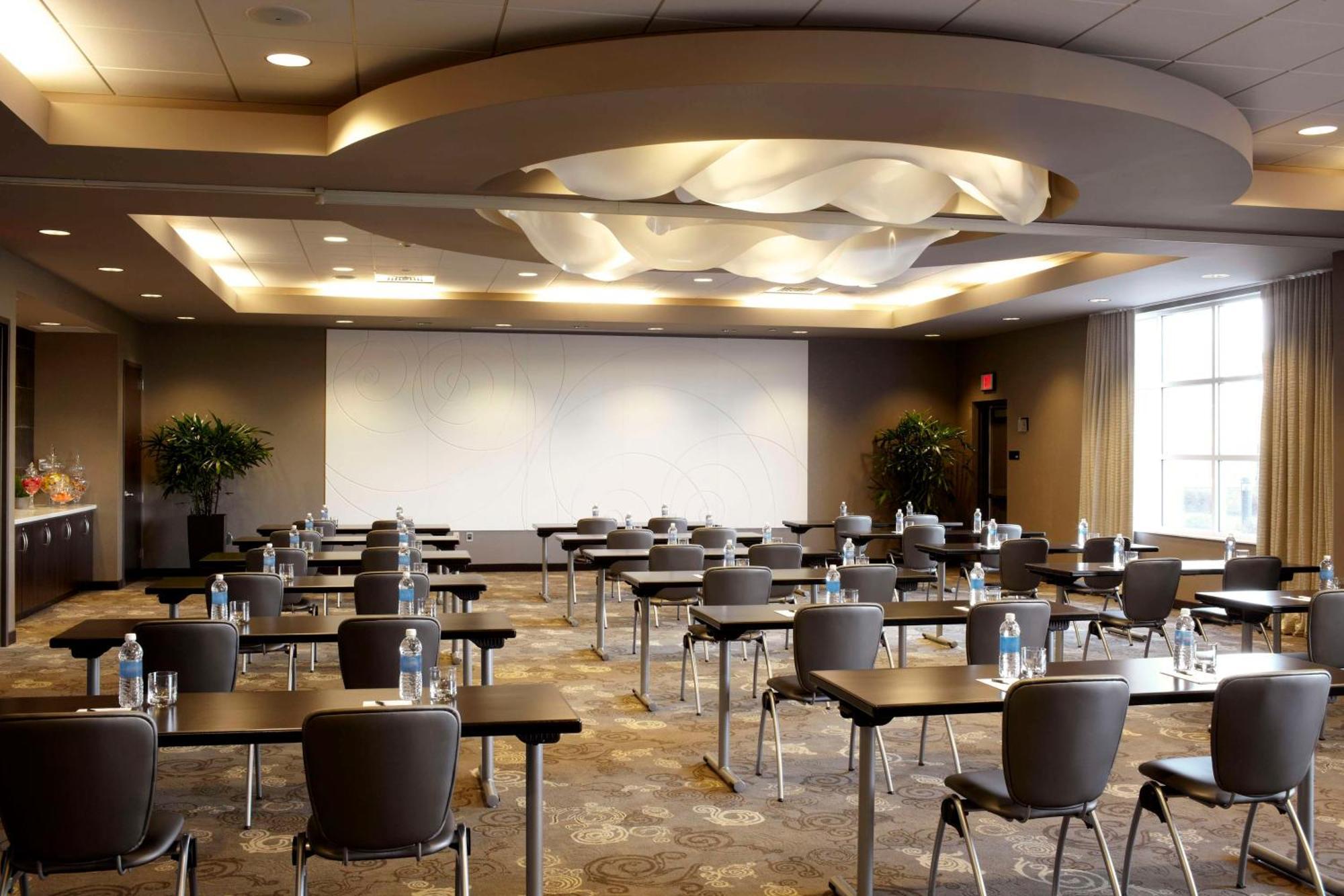 Hyatt House Philadelphia-King Of Prussia Hotel Business photo